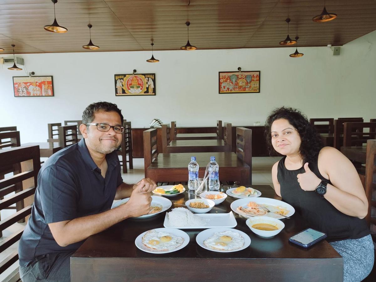 Lakmini Lodge Sigiriya Luaran gambar