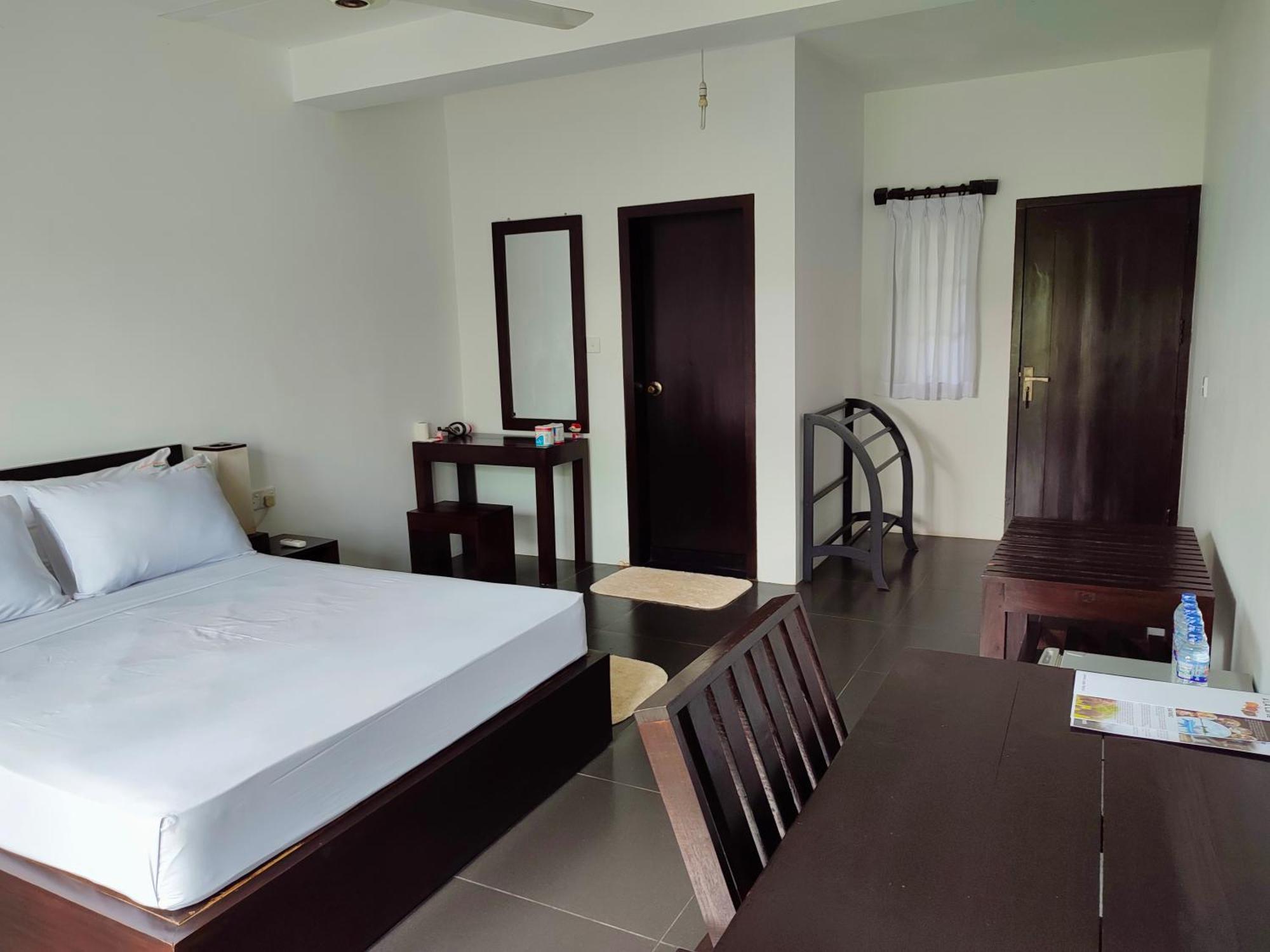 Lakmini Lodge Sigiriya Luaran gambar