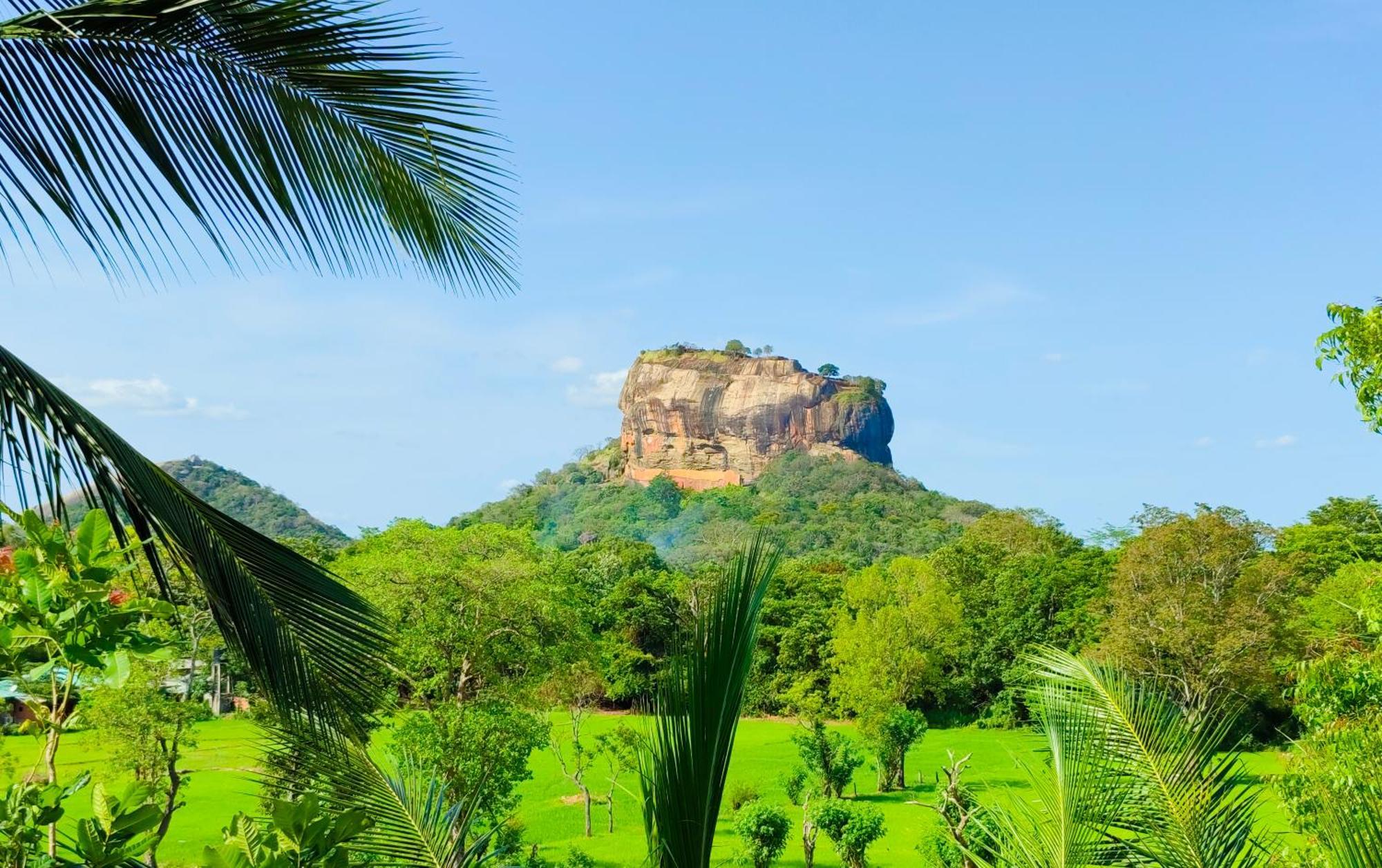 Lakmini Lodge Sigiriya Luaran gambar