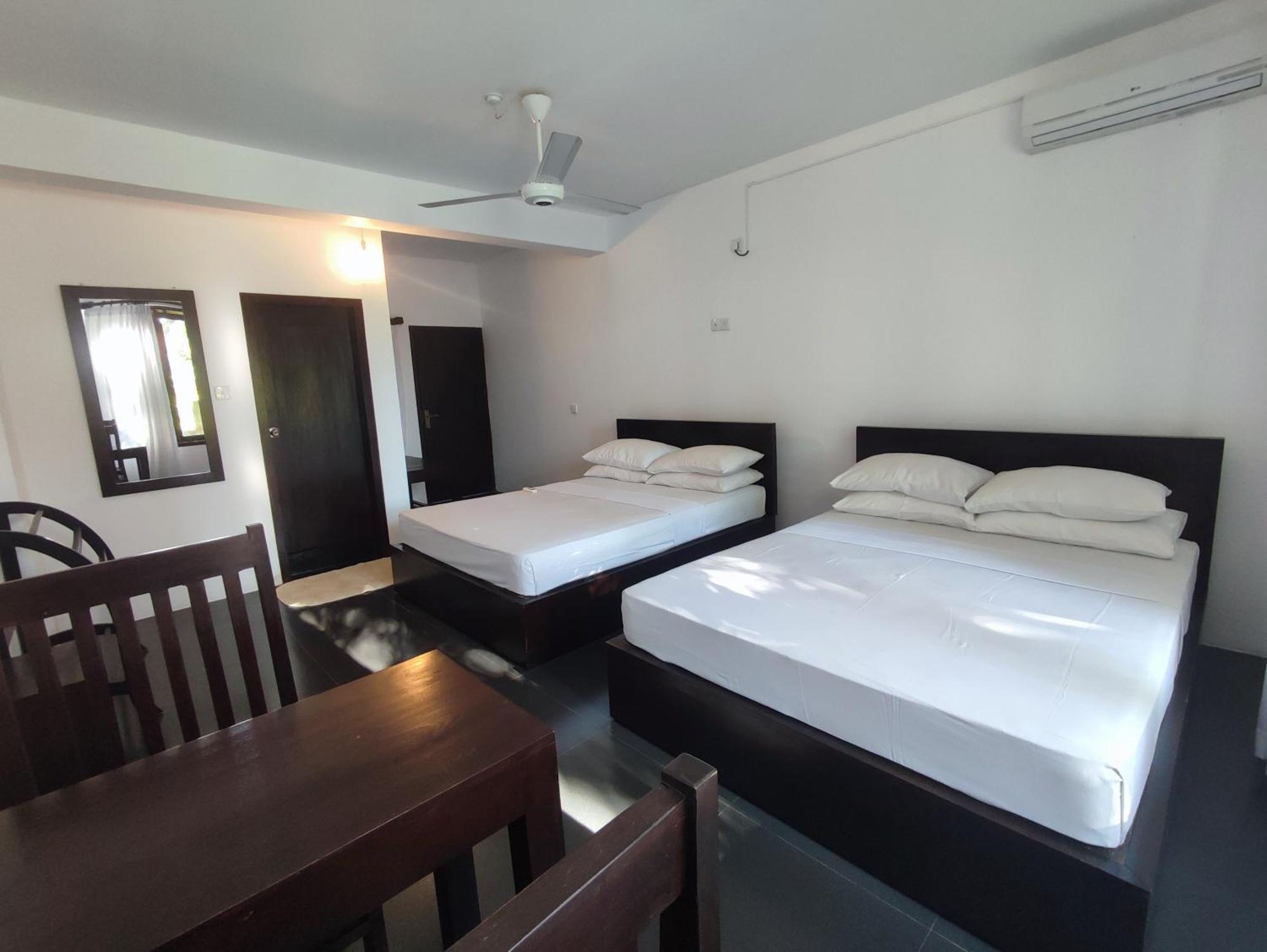 Lakmini Lodge Sigiriya Luaran gambar