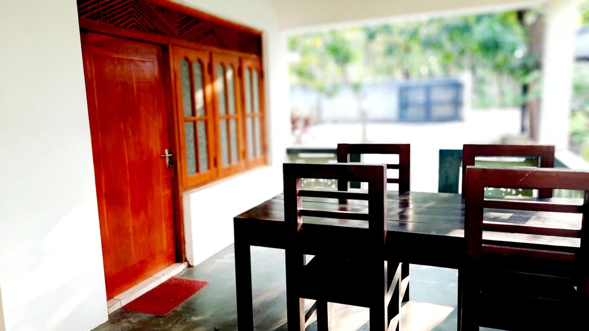 Lakmini Lodge Sigiriya Luaran gambar