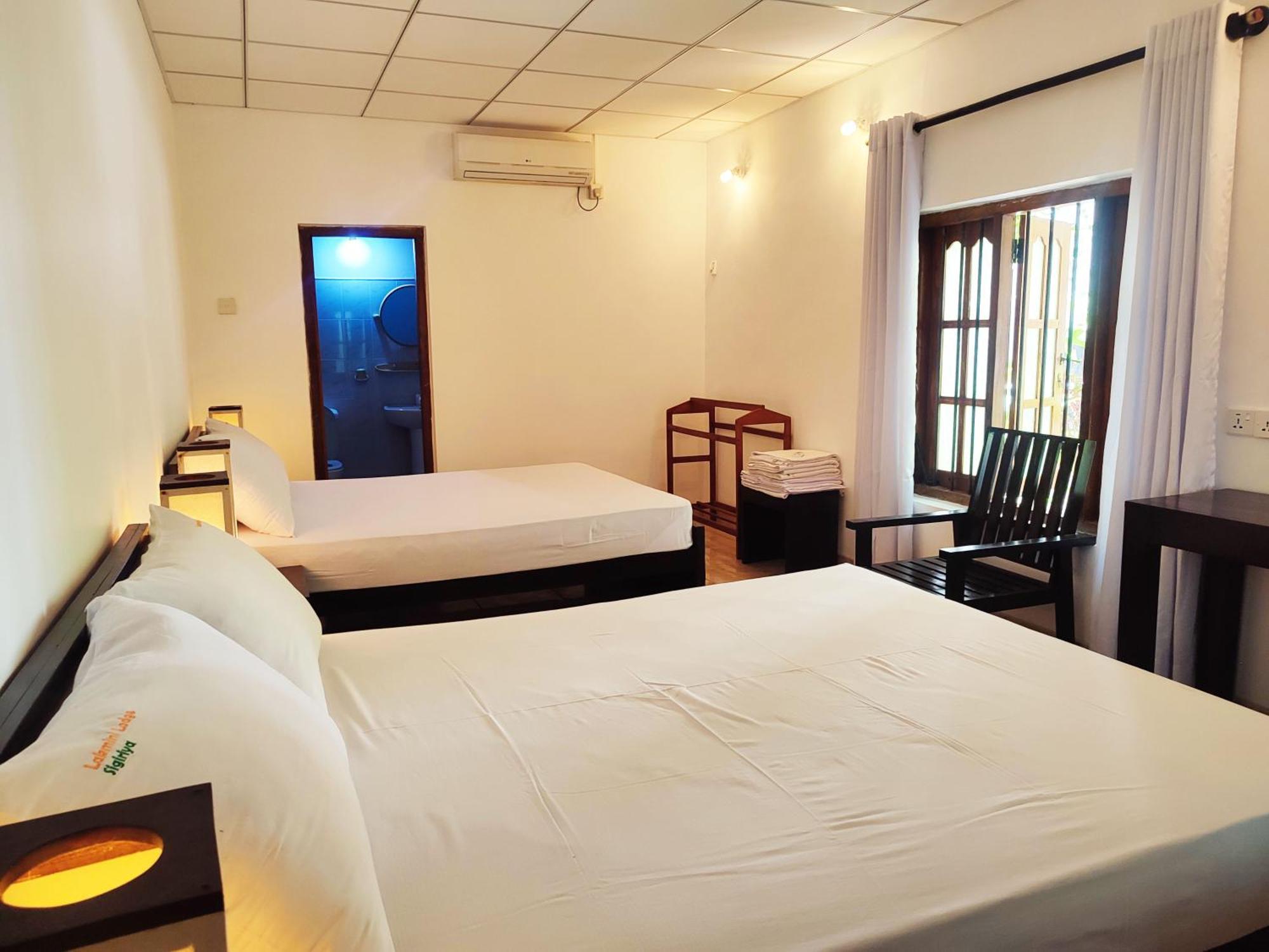 Lakmini Lodge Sigiriya Luaran gambar