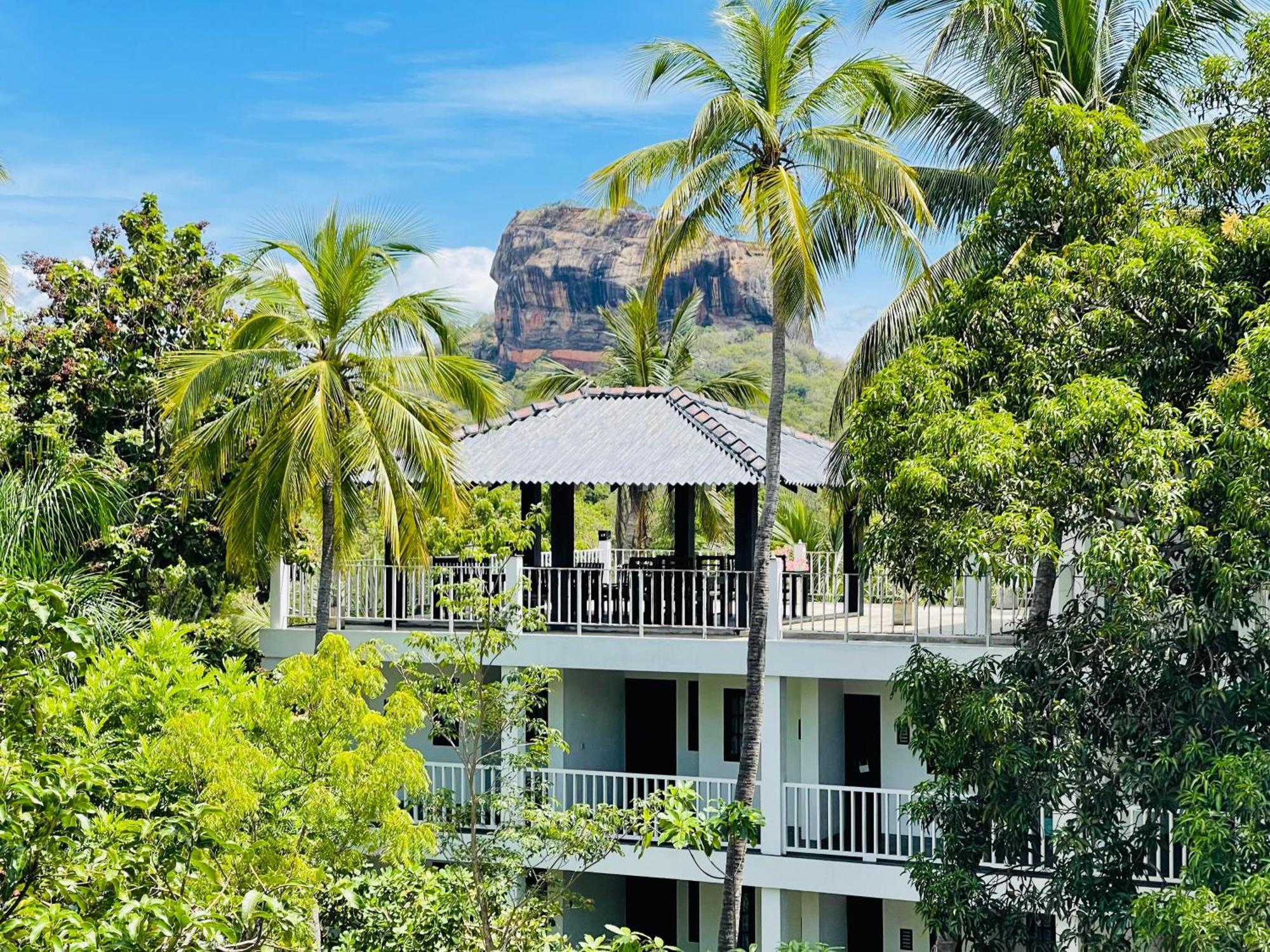 Lakmini Lodge Sigiriya Luaran gambar