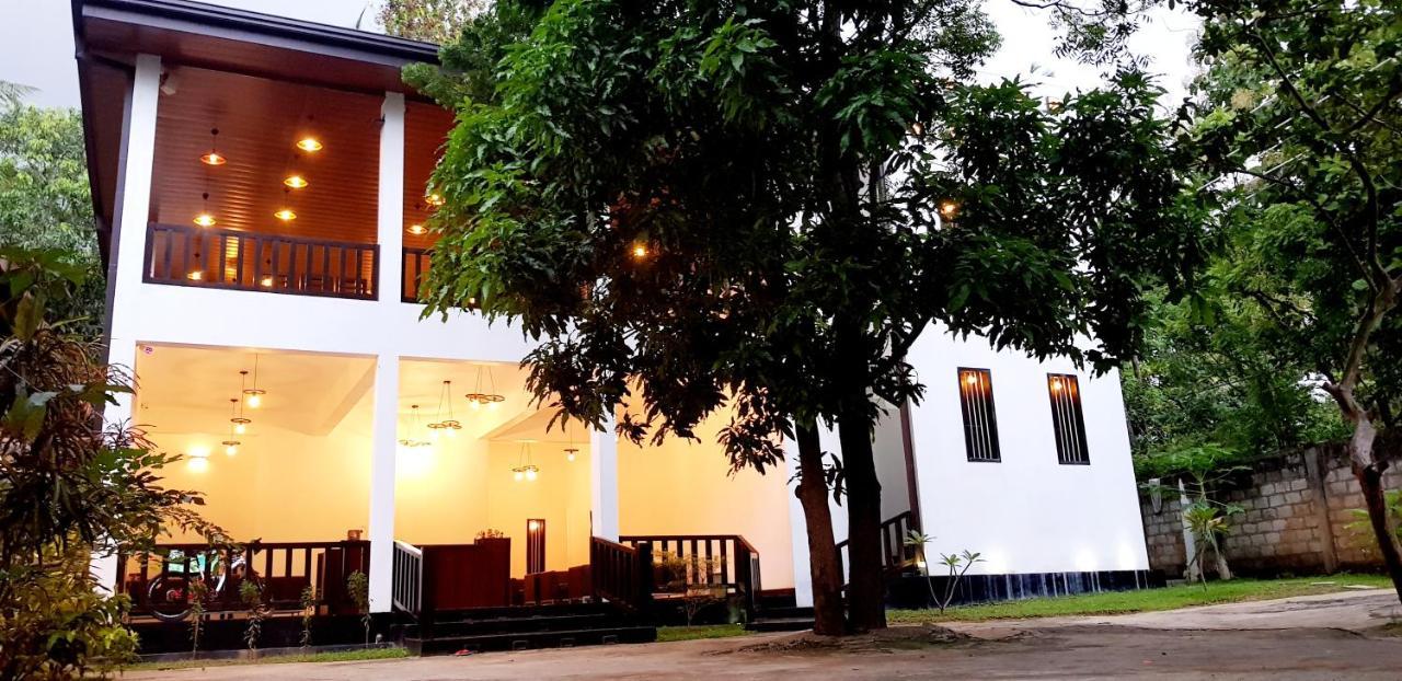 Lakmini Lodge Sigiriya Luaran gambar
